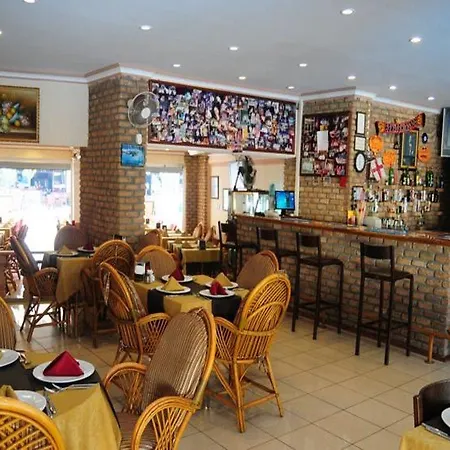 ホテル Deluxe オルデニズ