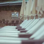 Hotel Deluxe