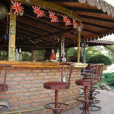 Ξενοδοχείο Deluxe 4*