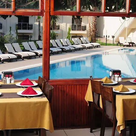 Hotel Deluxe 4*