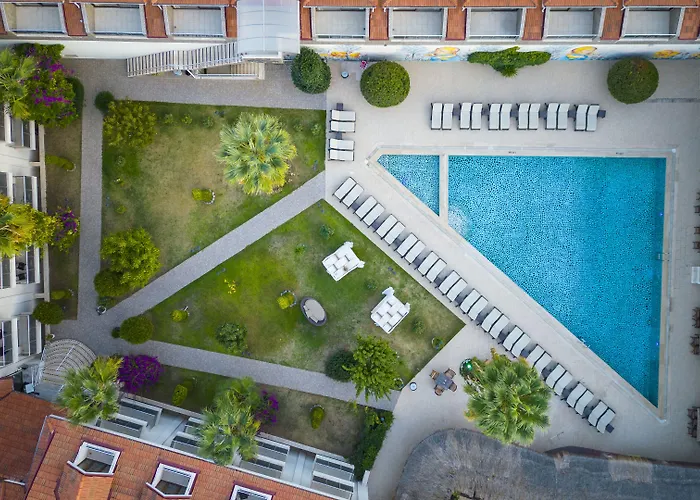 Deluxe Hotell Öludeniz